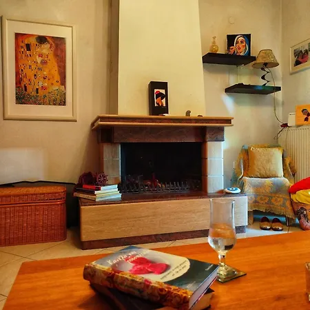 דירה Just Steps From The - Central, Stylish & Comfortable *