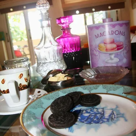 דירה Just Steps From The - Central, Stylish & Comfortable