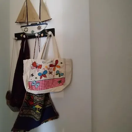 Just Steps From The - Central, Stylish & Comfortable דירה *