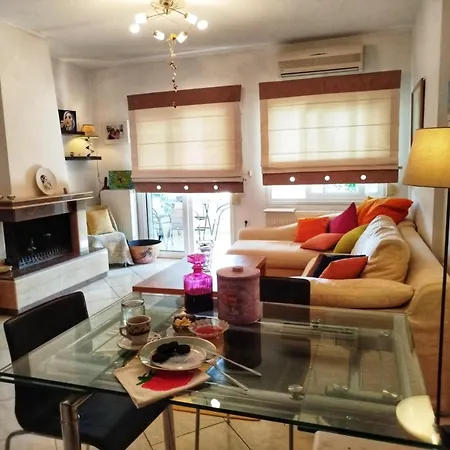 Just Steps From The - Central, Stylish & Comfortable דירה