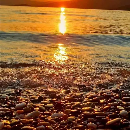 Just Steps From The - Central, Stylish & Comfortable דירה פלטמונס