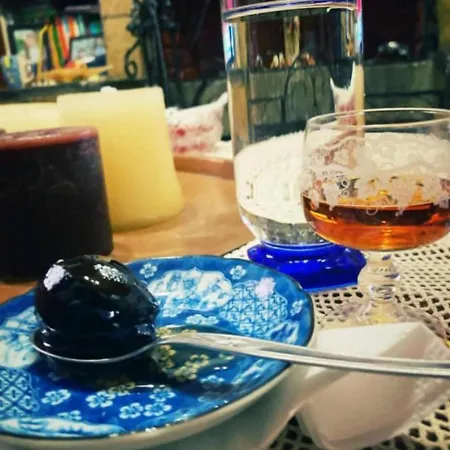 דירה Just Steps From The - Central, Stylish & Comfortable *