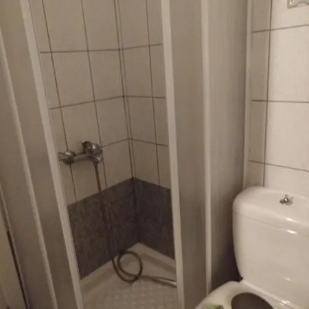 Just Steps From The - Central, Stylish & Comfortable Апартаменты