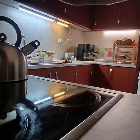 شقة Just Steps From The - Central, Stylish & Comfortable *