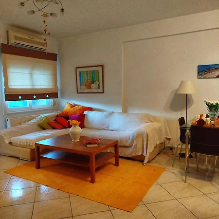 Apartamento Just Steps From The - Central, Stylish & Comfortable
