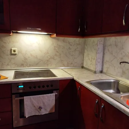 Just Steps From The - Central, Stylish & Comfortable * Platamonas