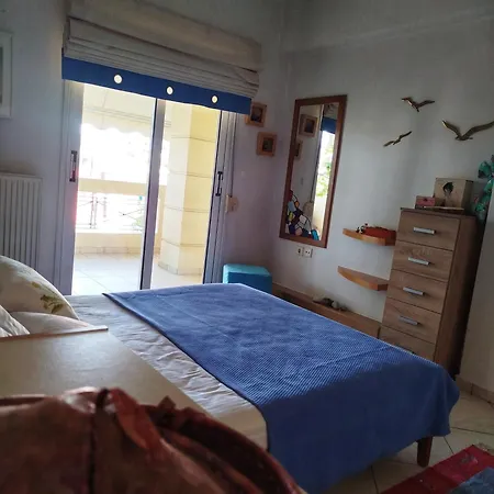 Just Steps From The - Central, Stylish & Comfortable Platamonas