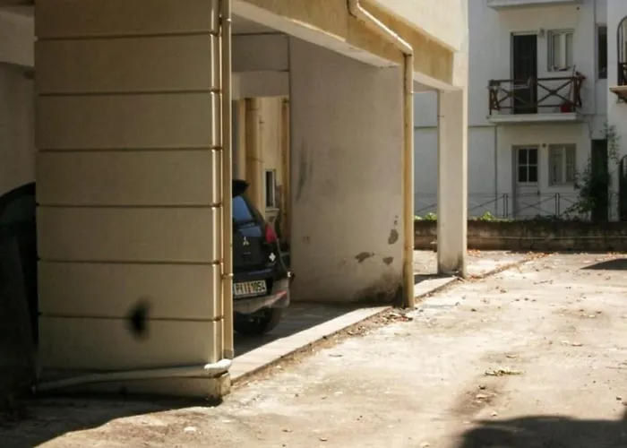Just Steps From The - Central, Stylish & Comfortable Διαμέρισμα *