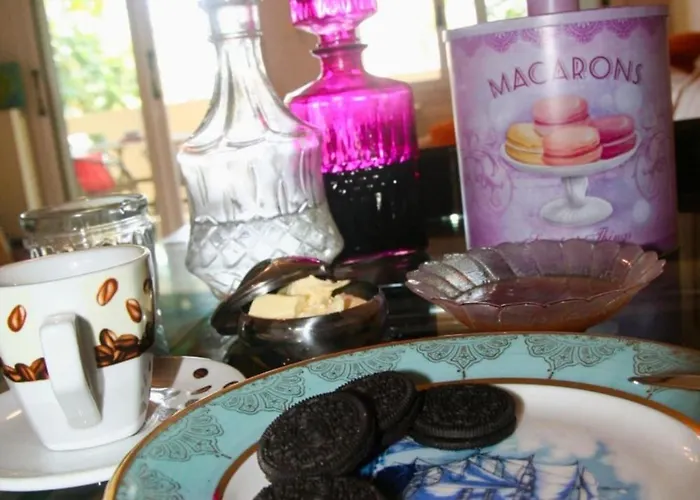 Apartamento Just Steps From The - Central, Stylish & Comfortable