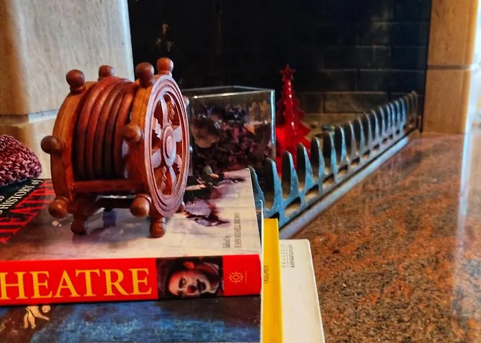 Just Steps From The - Central, Stylish & Comfortable Apartamento *