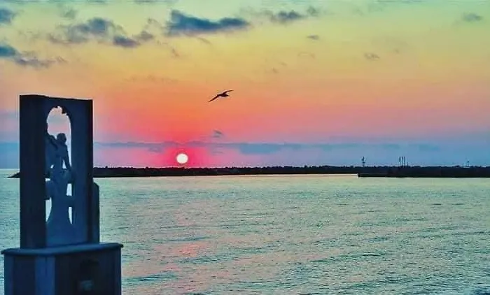 Just Steps From The - Central, Stylish & Comfortable * Platamonas