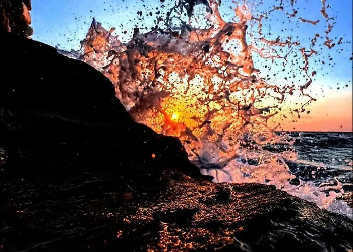 Just Steps From The - Central, Stylish & Comfortable * Platamonas