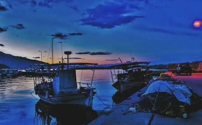 Just Steps From The - Central, Stylish & Comfortable Apartamento Platamonas